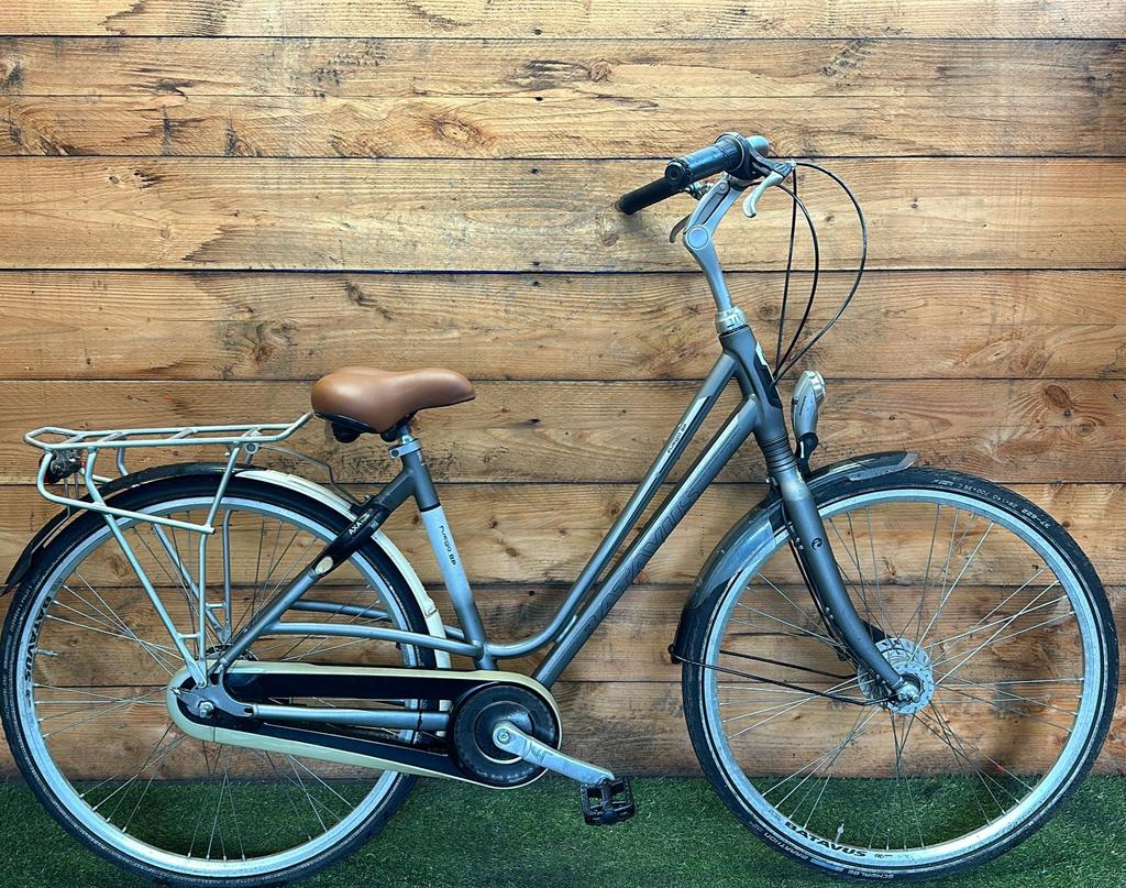 Batavus Fuego 8v 28inch 48cm