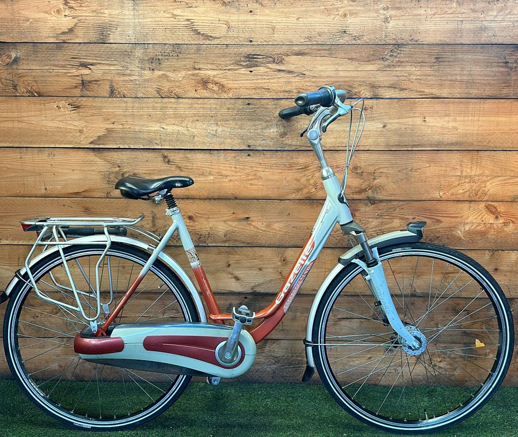 Gazelle Orange 7v 28inch 53cm