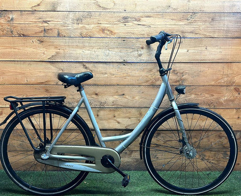 Giant Damenfahrrad 3v 28Zoll 57cm