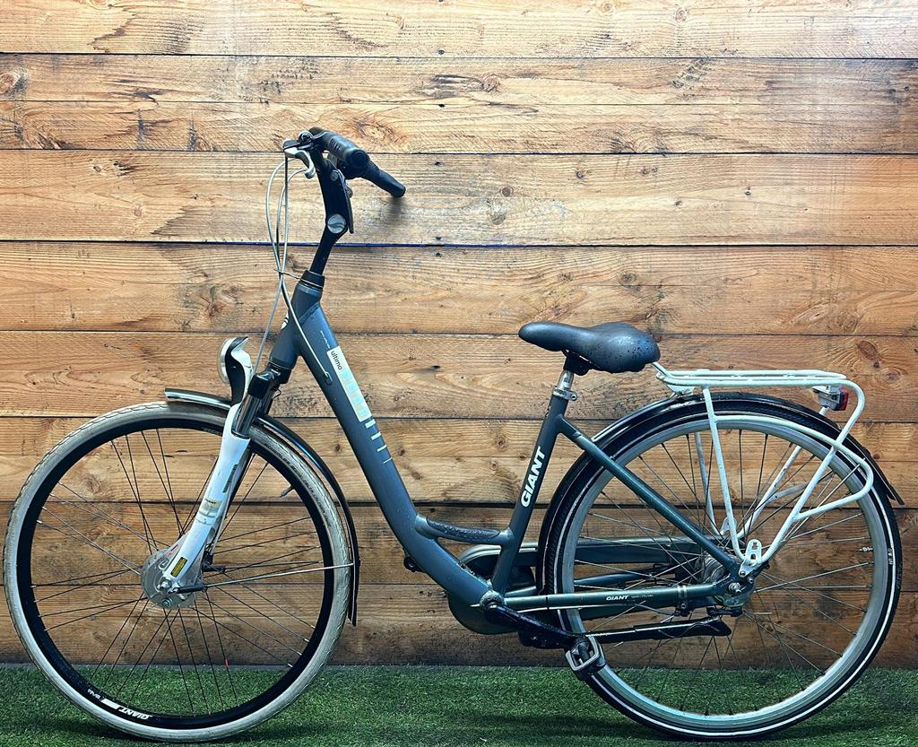 Giant Ultimo 7v 28inch 45cm