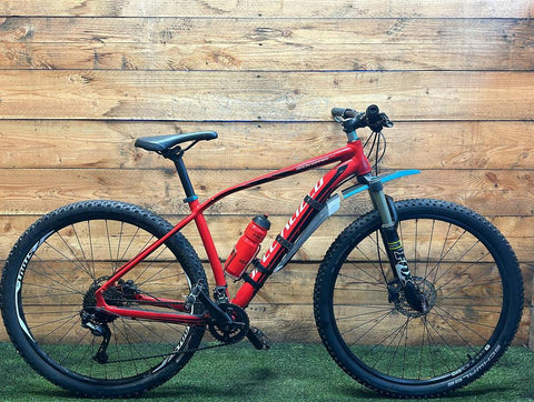 Rockhopper Comp 9v 29Zoll 46cm